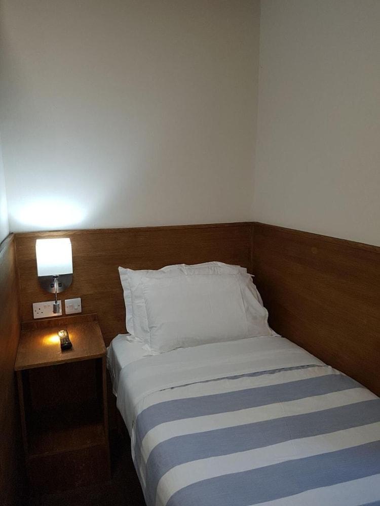 Cambridge House Hotel Edinburgh Ngoại thất bức ảnh
