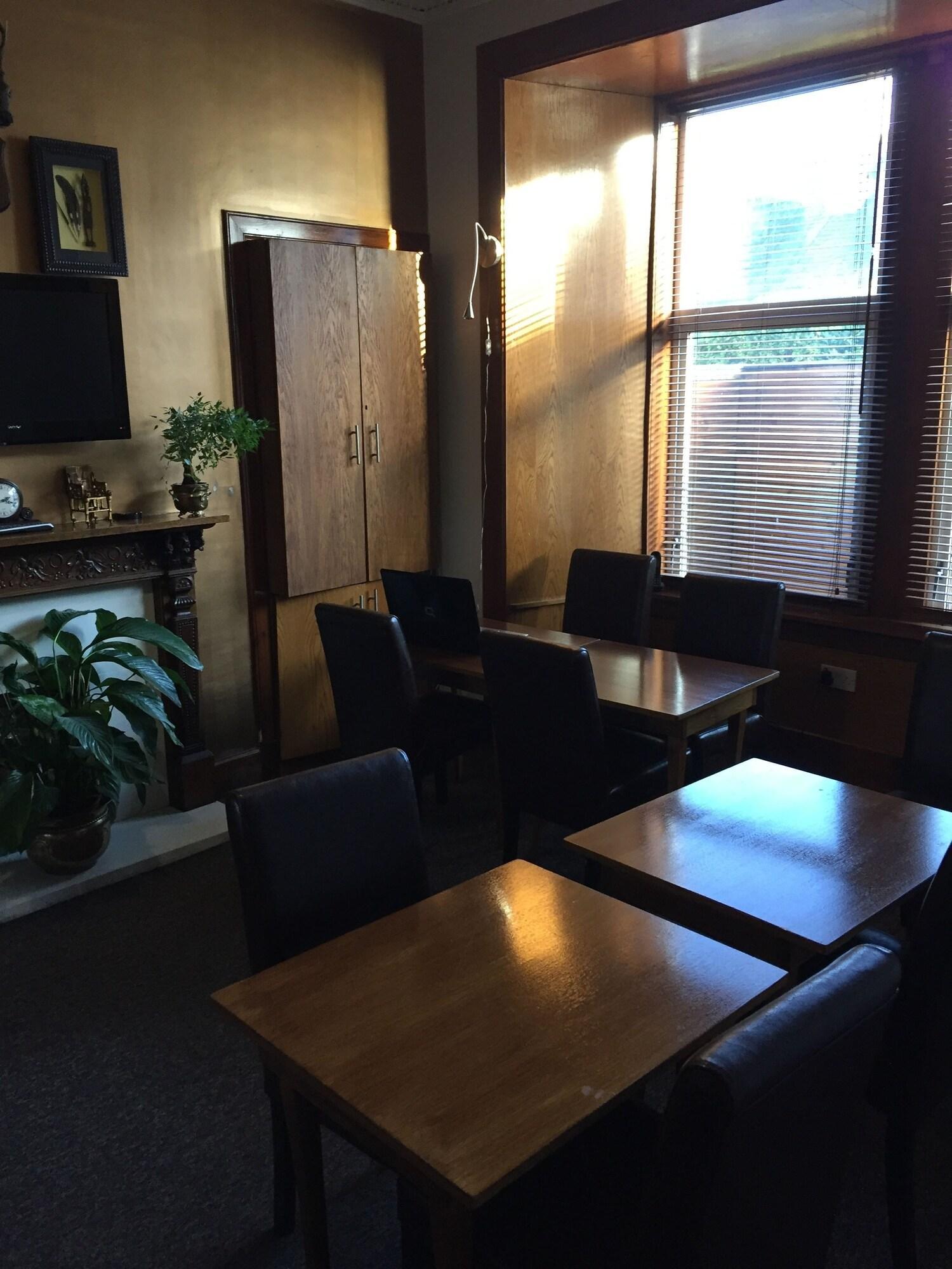Cambridge House Hotel Edinburgh Ngoại thất bức ảnh